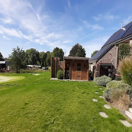 בית נופש Peaceful Near Hannut *