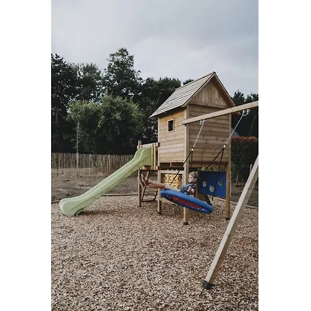 Peaceful Near Hannut בית נופש *